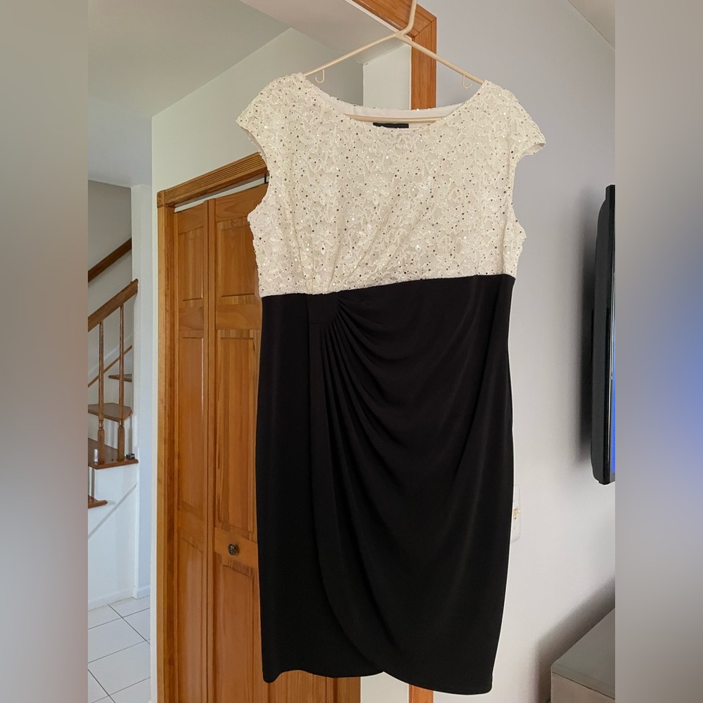 Women Size 14W Dress